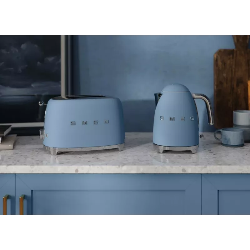 Smeg KLF03SBMEU bollitore 1,7 L 2400 W blu