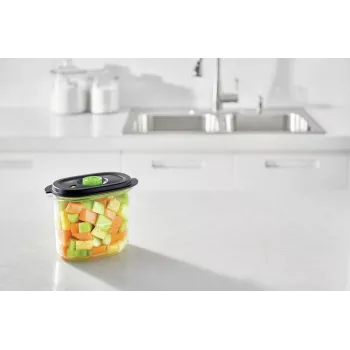 Contenitore per alimenti FoodSaver FFC023X 1,8 L ovale Tritan, nero trasparente, pompa per vuoto, lavabile in lavastoviglie