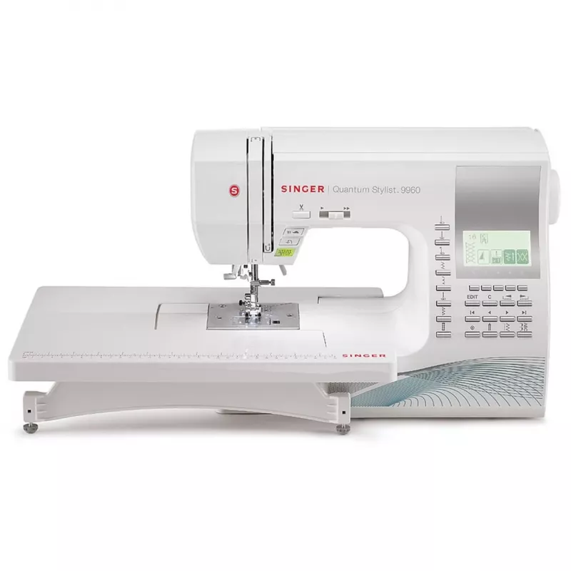 Macchina per cucire SINGER Quantum Stylist 9960 — 600 punti, 13 programmi automatici per asole, sistema a braccio libero
