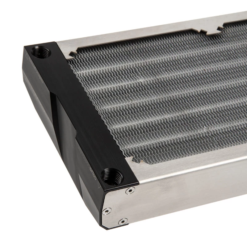 Radiatore per raffreddamento a liquido Aqua-Computer Aqua radical 2 – sistema di raffreddamento in alluminio (modello 33703)