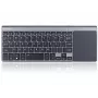 Tracer EXpert RF è una tastiera wireless ergonomica a grandezza naturale con layout QWERTY, tasti a membrana e un design sottile nero-grigio. Progettata per l'uso domestico e in ufficio, combina un touchpad integrato e tasti multimediali con una connessione wireless a 2,4 GHz per offrire una soluzione di input compatta per TV, console, notebook e PC classici.