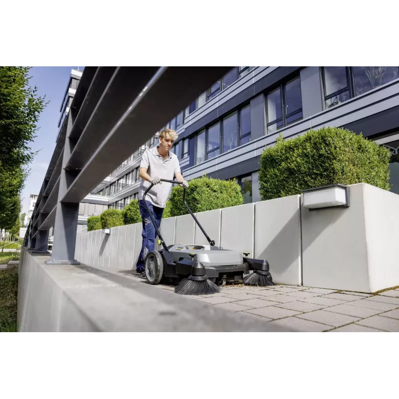 Spazzatrice Karcher AG KM 70/20 C 2SB, 22 kg, manuale