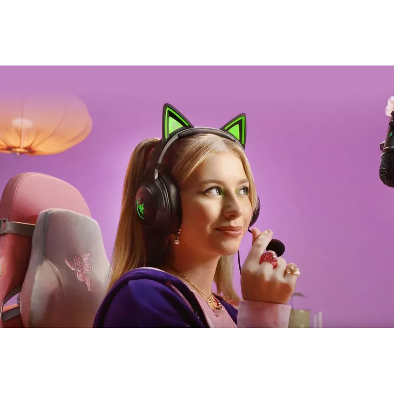 Kraken Kitty V2 - nero, headset gaming, orecchie Kitty, illuminazione reattiva allo streaming, microfono cardioide HyperClear, driver TriForce da 40 mm, microfono integrato nei padiglioni, Razer Chroma RGB (orecchie e padiglioni), Surround Sound: disponibile solo con
