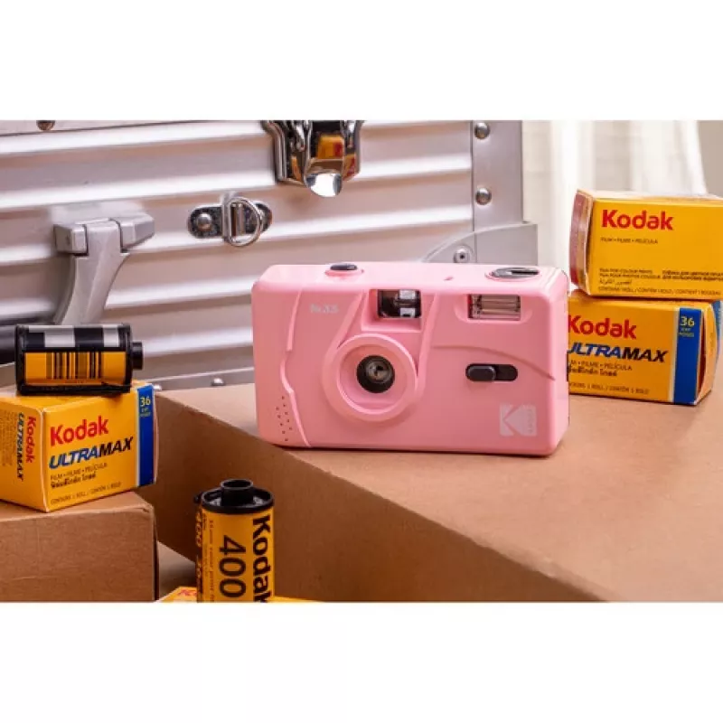 Fotocamera compatta a pellicola Kodak M35 35 mm rosa