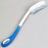 Spazzola per capelli a manico lungo