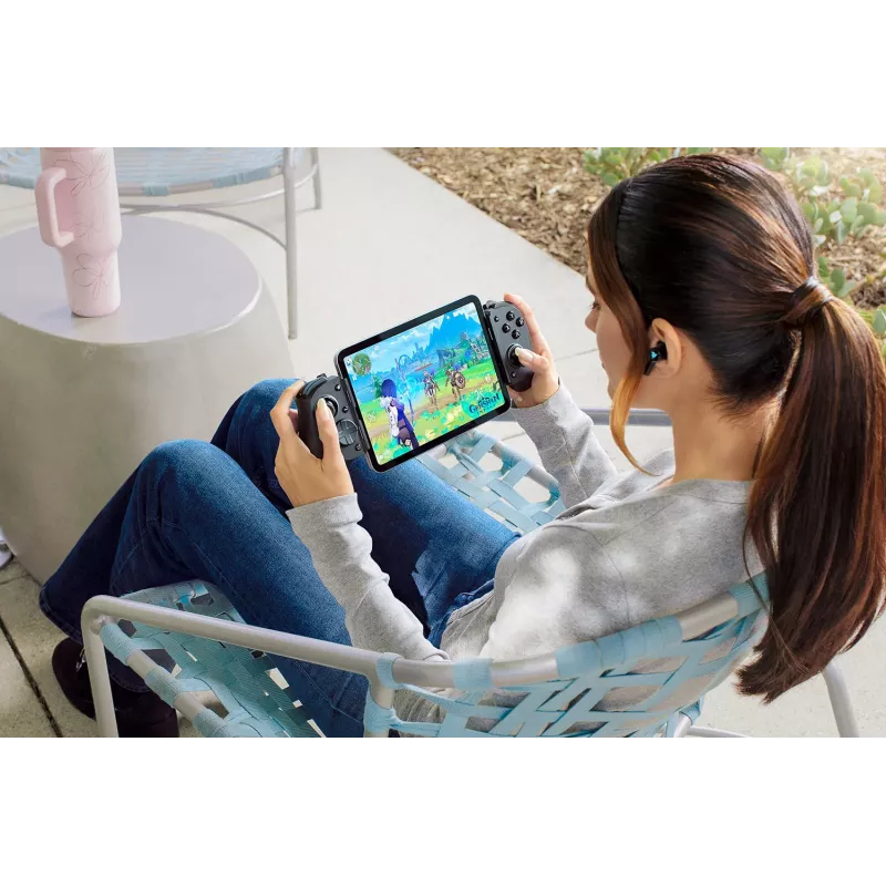 Gamepad Razer Kishi V3 Pro Haptic USB-C per telefoni, mini-tablet e PC