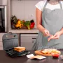 Tostiera per panini Black & Decker BXSA753E — 2 panini, 750 W, piastre antiaderenti, superficie di grigliatura 215×125 mm, acciaio inox compatto