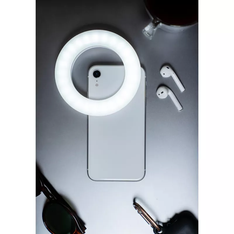 Ring light Kodak RM001 LED da 4 pollici – Kodak RM001 ring light LED compatto da 4 pollici