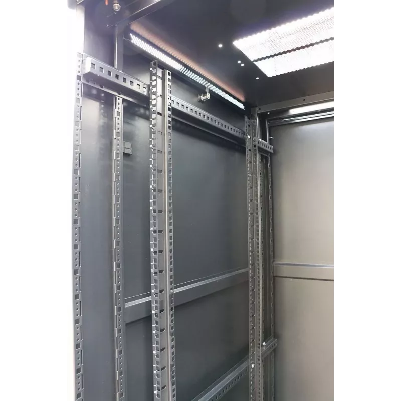Armadio a pavimento Extralink 42U 800X800 RACKMOUNT CABINET A PAVIMENTO NERO capacità 1400 kg