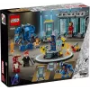 LEGO Marvel Iron Man Laboratorio Armeria 76315 set di gioco – 384 pezzi, 5 minifigure, area espositiva