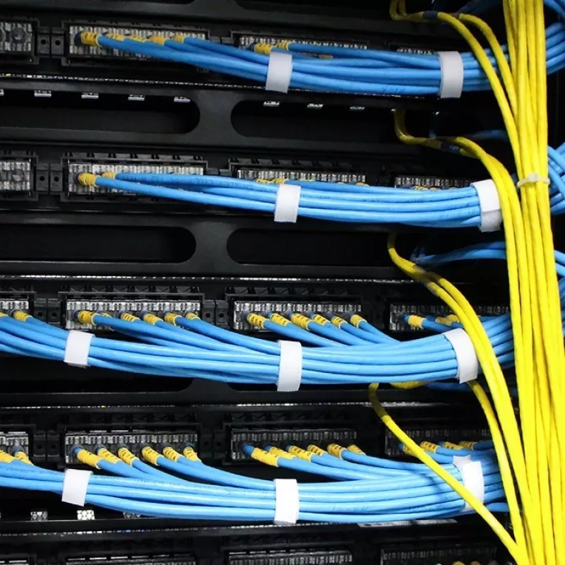 Gestione cavi QOLTEC 54514 per rack 19 pollici, 24 porte