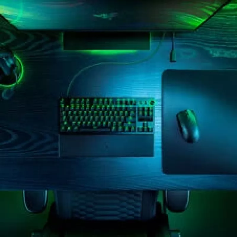 Bundle mouse da gaming e tappetino mouse Razer Viper V3 Pro + Gigantus M, nero