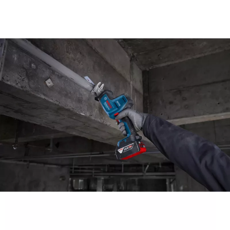 Seghetto alternativo Bosch GSA 18V-24 Professional 18V a batteria, solo utensile, blu/nero