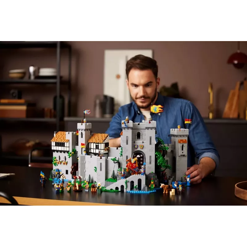LEGO ICONS 10305 Castello dei cavalieri leoni