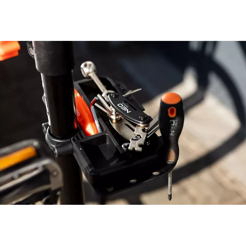 Cavalletto per riparazione biciclette