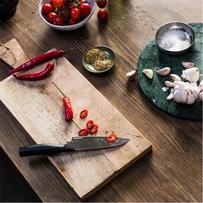 Fiskars 1051749 coltello da cucina in acciaio inox 1 pezzo coltello da cucina