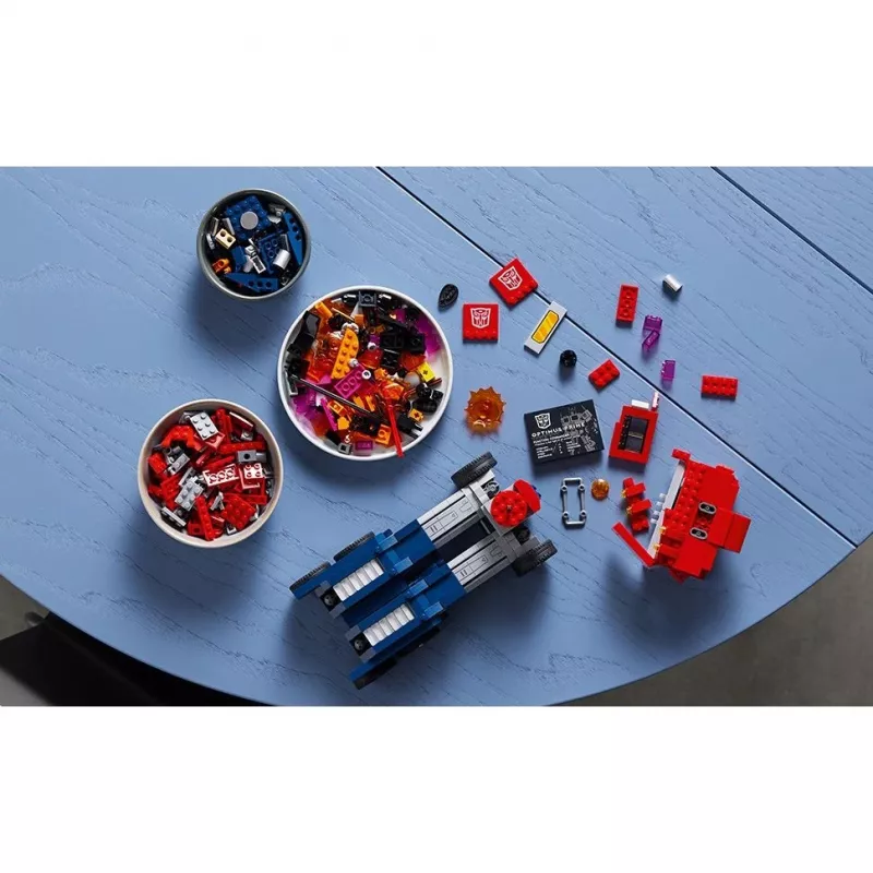 LEGO® 10302 Icons Optimus Prime, set modello robot Transformers