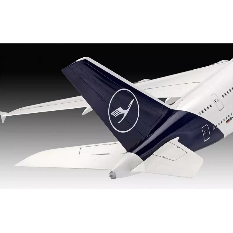 Modello finito Revell Airbus A380-800 Lufthansa New Livery
