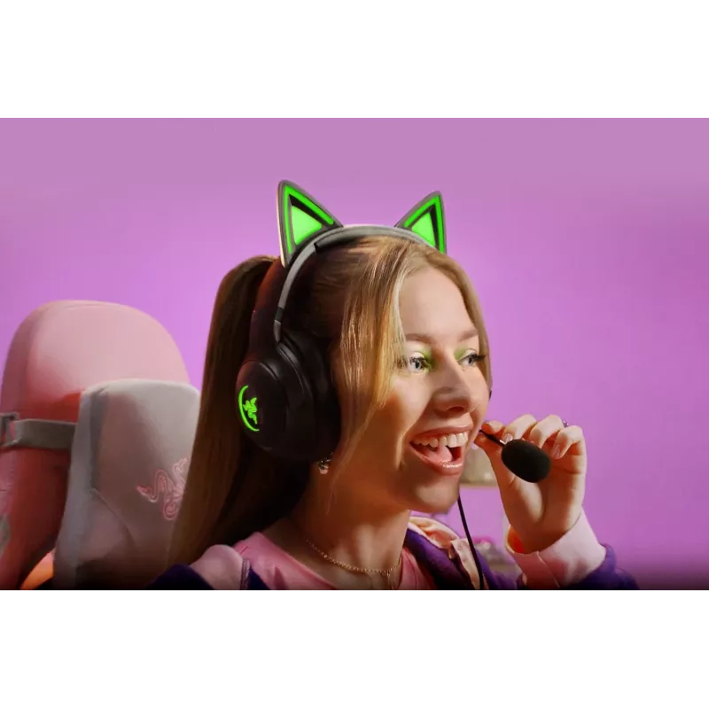 Kraken Kitty V2 - nero, headset gaming, orecchie Kitty, illuminazione reattiva allo streaming, microfono cardioide HyperClear, driver TriForce da 40 mm, microfono integrato nei padiglioni, Razer Chroma RGB (orecchie e padiglioni), Surround Sound: disponibile solo con