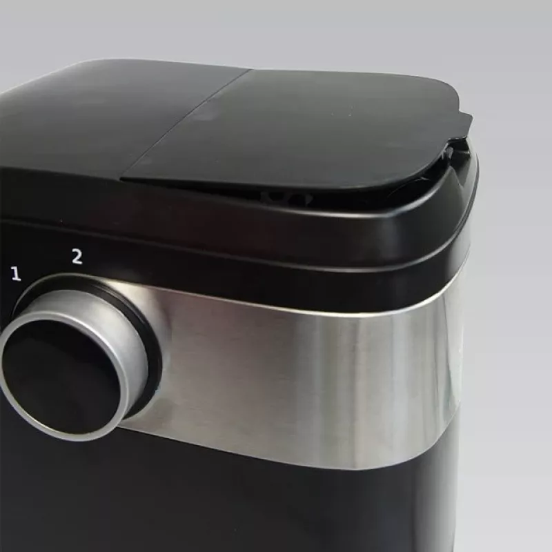 Tritacarne elettrico Maestro MR-854, 1500 W, 2 velocità, 3 dischi forati, accessorio salsiccia, nero