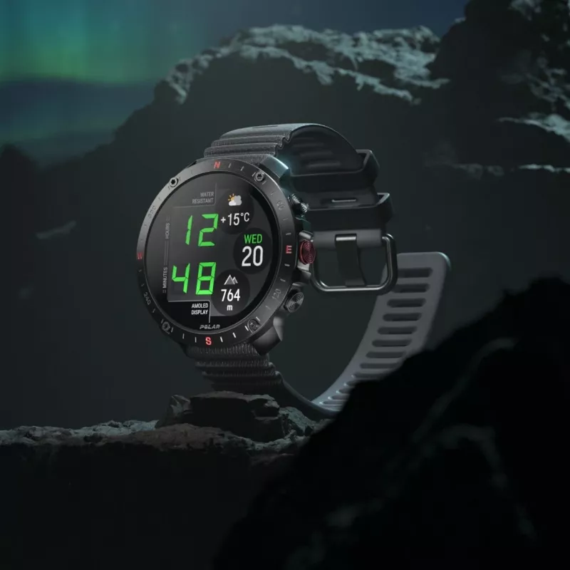 Orologio sportivo intelligente Polar Grit X2 Pro 3,53 cm (1,39") schermo tattile AMOLED 454 x 454, 32 GB, GPS, cinturino in silicone S-L, nero (900110283)