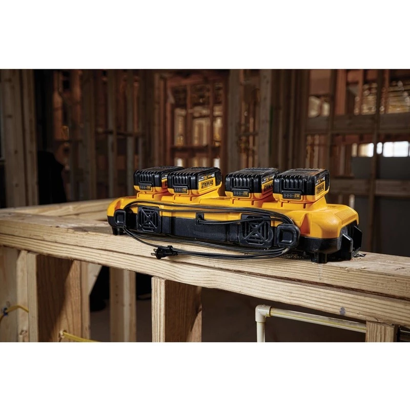 Caricabatterie DeWALT DCB104-QW