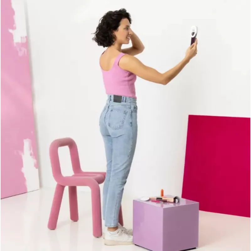Specchio da trucco freestanding Medisana 23603 — rotondo bianco, a batteria, pieghevole, con illuminazione integrata