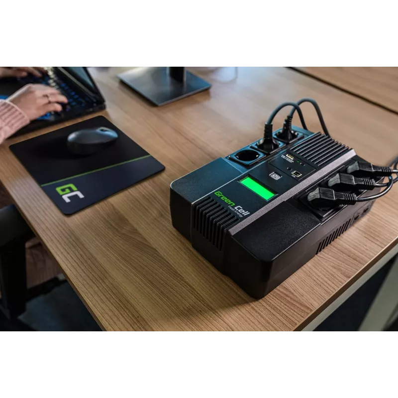 Green Cell AiO 800VA LCD UPS gruppo di continuità Line-Interactive 0,8 kVA 480 W 6 prese