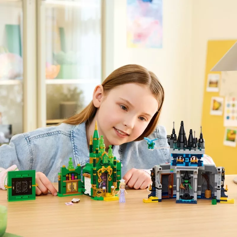 Set LEGO Wicked 75689 — set di gioco Città di Smeraldo e Castello Kiamo Ko