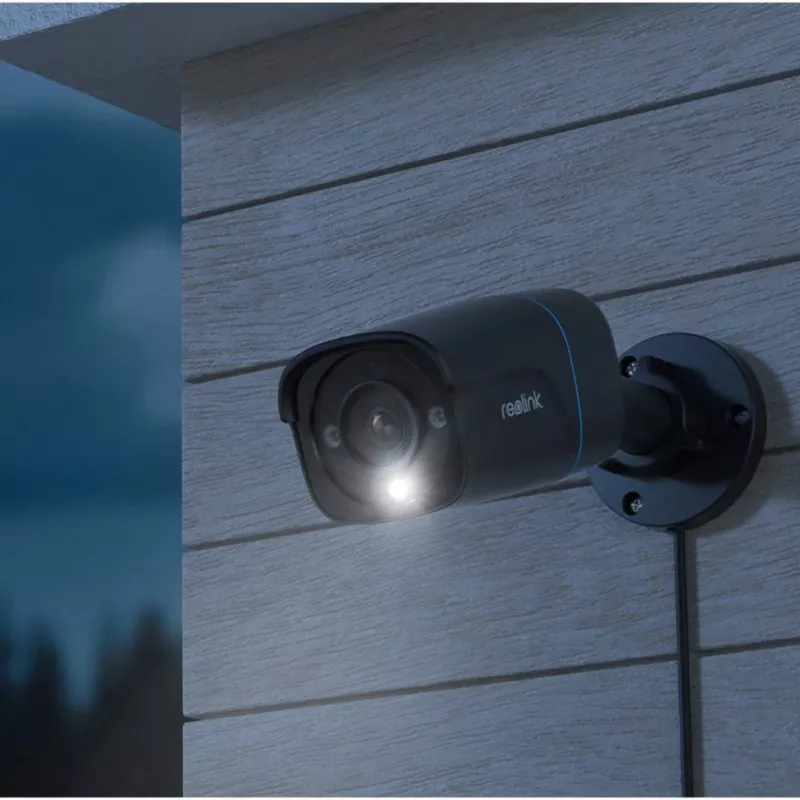 Reolink P330 telecamera di sicurezza IP 4K, 8 MP 3840 x 2160, per interni ed esterni, microfono integrato, visione notturna 30 m, nera