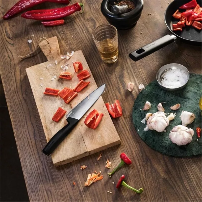 Coltello da cucina Fiskars 1051748