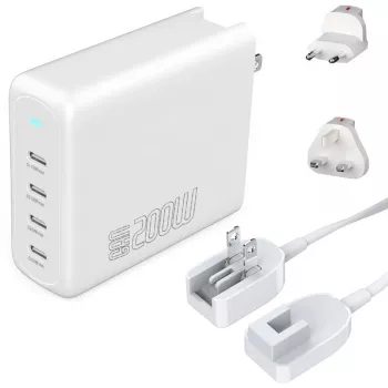 Caricabatterie rapido da interno 4smarts 545200 — 200 W, 4× USB-C, 100–240 V, cavo 1,5 m, bianco