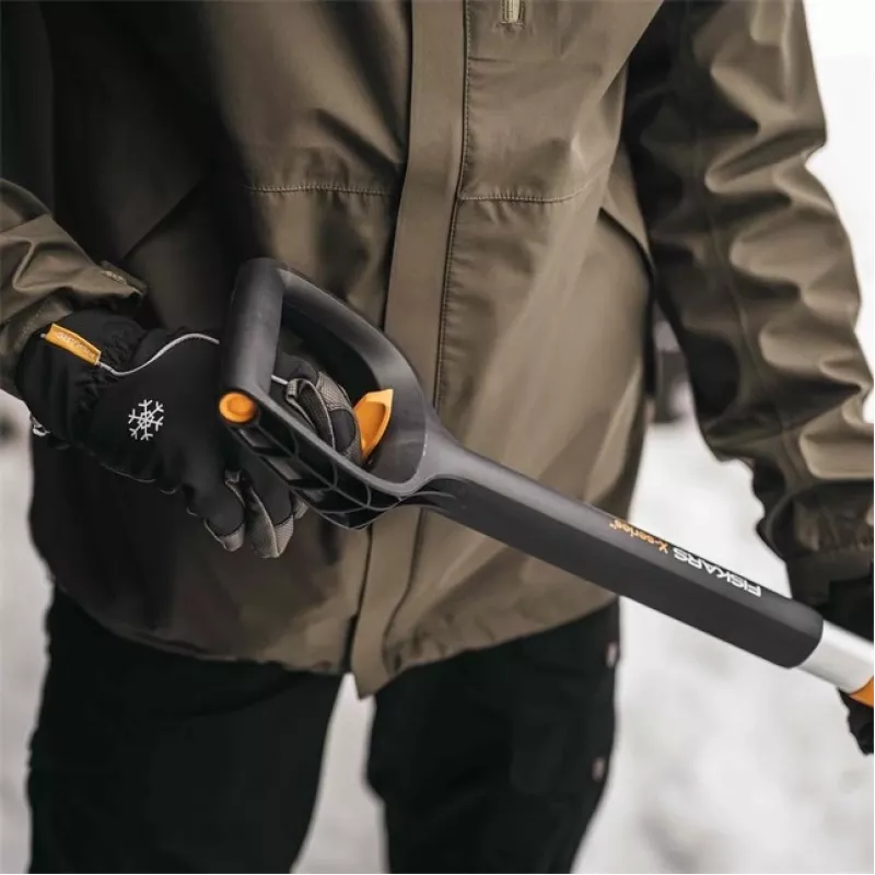 Fiskars pala da neve per auto con manico telescopico X-SERIES