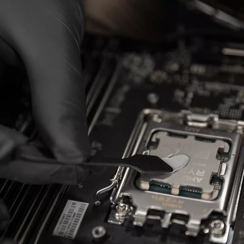 Pasta termica ek water blocks EK-Loop NGP 5 g — pasta termica per CPU e GPU