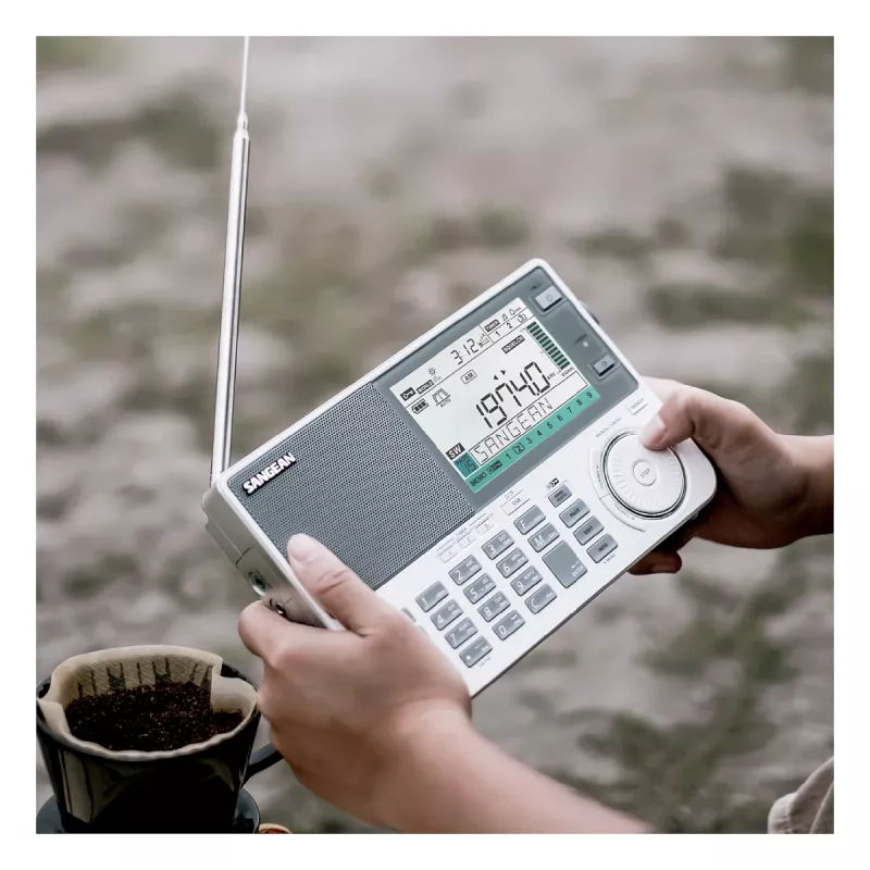 Radio portatile Sangean ATS-909 X2 — bianca — sintonizzatore digitale AM FM SW