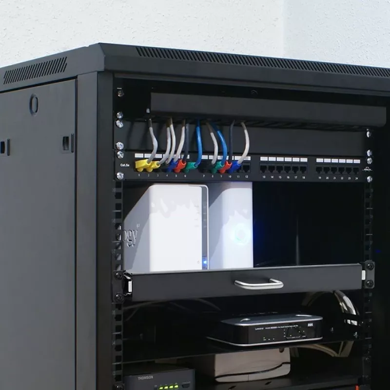Qoltec 54509 ripiano scorrevole in acciaio per rack, 600x600, nero