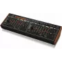 Behringer SYNCUSSION SY-1 - sintetizzatore a percussione analogico