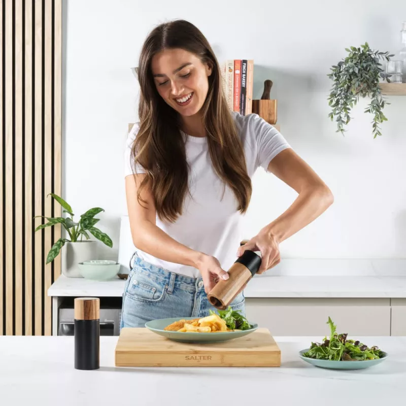 Macina sale e pepe Salter BW12068EU7 nero con macinatura regolabile