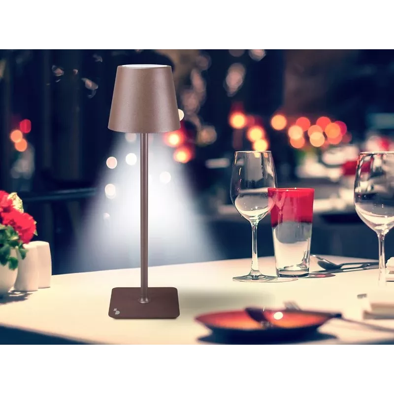 Beper P201UTP113 lampada da tavolo ricaricabile, controllo touch, 2 W, 2000 mAh, acciaio Corten
