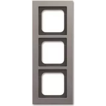 Busch-Jaeger Busch-axcent 1723-270 cornice 3 posti, platino