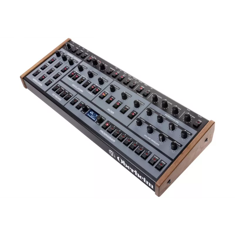 Oberheim OB-X8 sintetizzatore analogico polifonico da tavolo