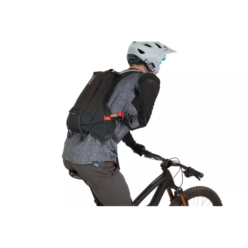 Zaino idrico Thule 3796 Rail Hydration Pack 8L Covert