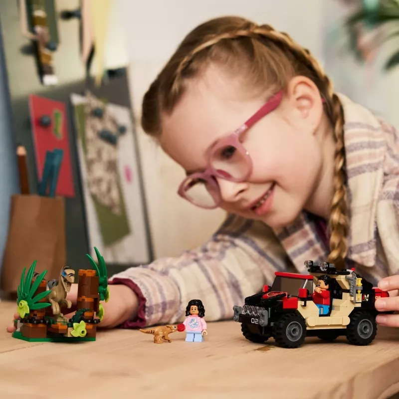Set da costruzione LEGO Jurassic World 76972 Raptor Off-Road Escape, 285 pezzi, 2 minifigure, età 6+