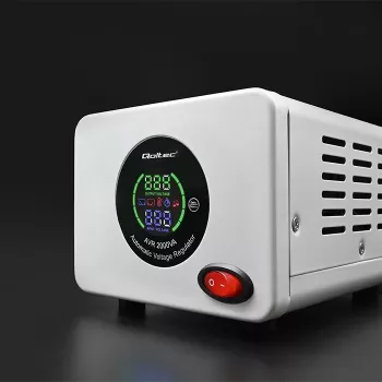 Qoltec 50724 stabilizzatore automatico di tensione AVR 2000VA