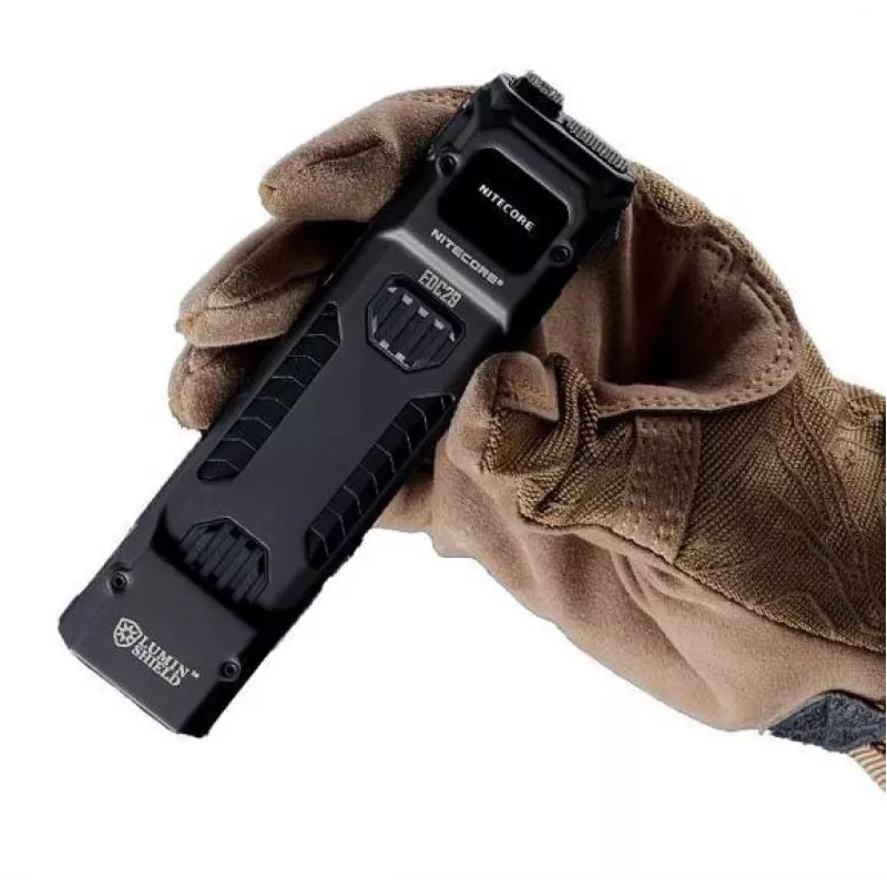 Torcia portatile Nitecore EDC29 corpo in acciaio inox, 2 LED, 15–6500 lm, IP54, USB ricaricabile
