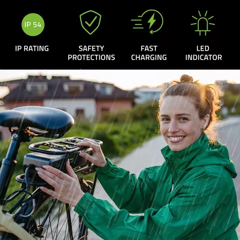 Caricabatterie per e-bike QOLTEC 50332 — uscita 36V/42V, 2A, connettore 5,5×2,1 mm