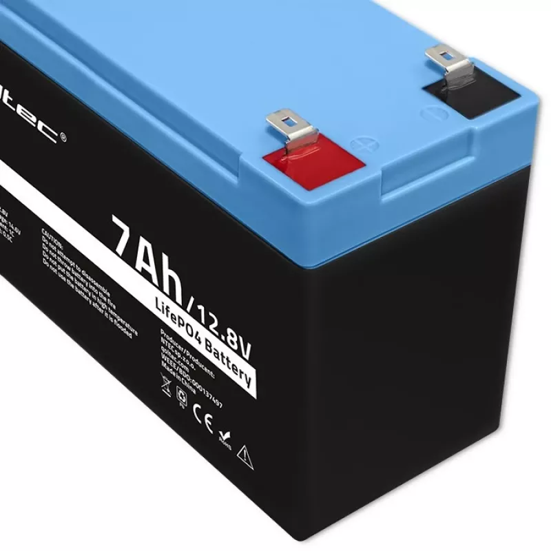 Batteria ricaricabile LiFePO4 12,8V 7Ah, 89,6Wh, BMS