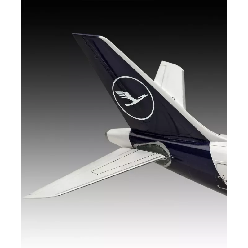 Modello in plastica aereo REVELL Airbus A330-300 Lufthansa scala 1:144