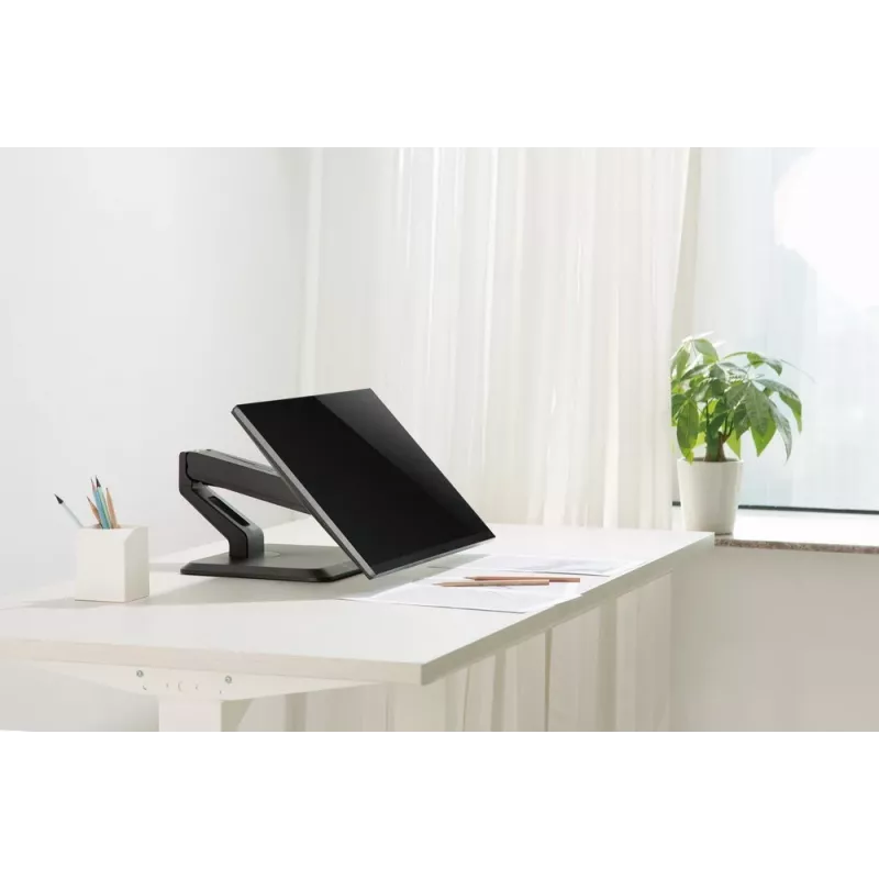 Stand da tavolo completamente orientabile per touchscreen GEMBIRD MS-D1ST-01 per display 17–32 pollici, nero, VESA 75x75–100x100, carico massimo 10 kg
