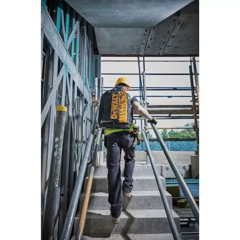 Zaino portattrezzi DeWalt DWST81690-1 con più scomparti